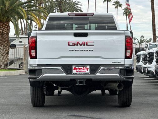 2025 GMC Sierra 2500 SLE