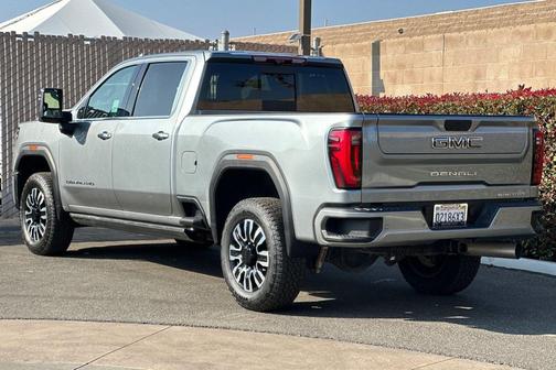2024 GMC Sierra 2500 Denali Ultimate