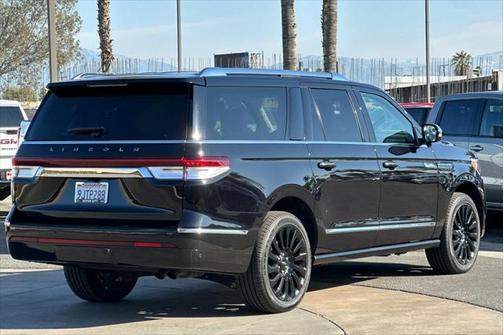2024 Lincoln Navigator Black Label