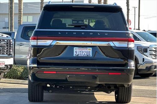 2024 Lincoln Navigator Black Label
