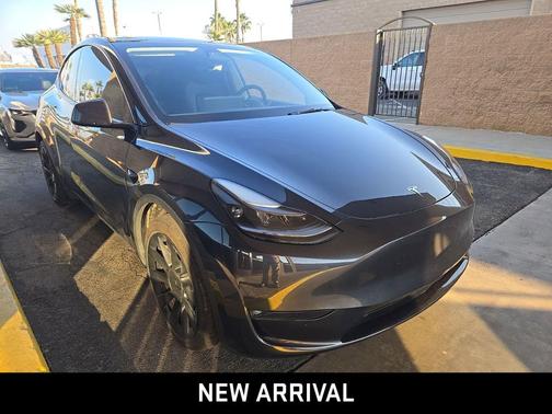 2025 Tesla Model Y Long Range Dual Motor All-Wheel Drive