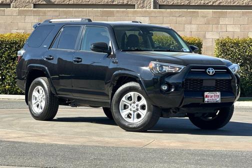 2023 Toyota 4Runner SR5
