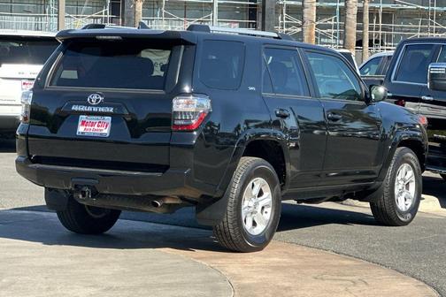 2023 Toyota 4Runner SR5