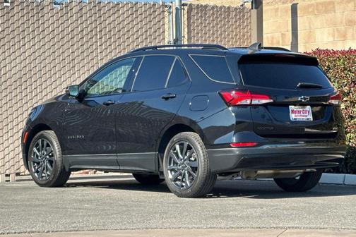 2022 Chevrolet Equinox FWD RS