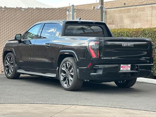 2025 GMC Sierra EV Extended Range Denali