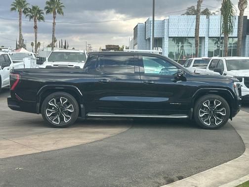 2025 GMC Sierra EV Extended Range Denali