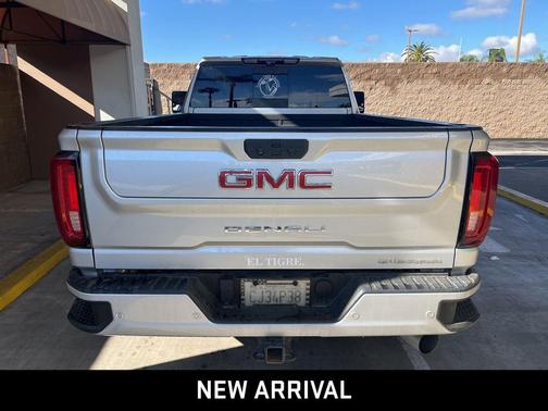 2023 GMC Sierra 3500 Denali
