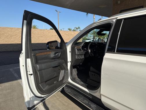 2022 Chevrolet Tahoe 4WD High Country