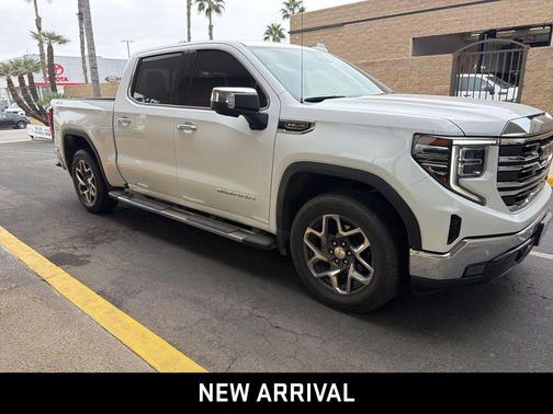 2023 GMC Sierra 1500 SLT