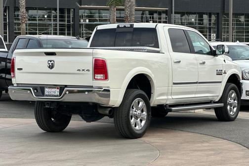 2018 RAM 2500 Laramie Crew Cab 4x4 6'4' Box