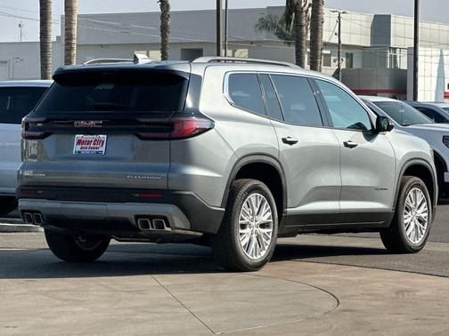 2026 GMC Acadia Elevation FWD