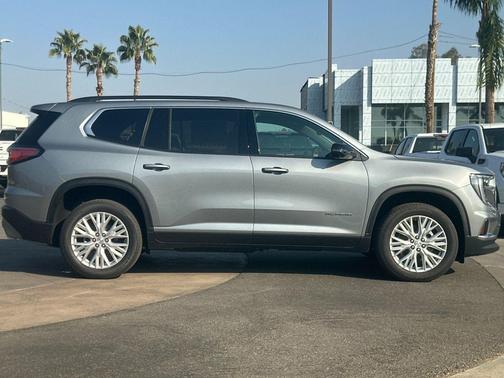 2026 GMC Acadia Elevation FWD