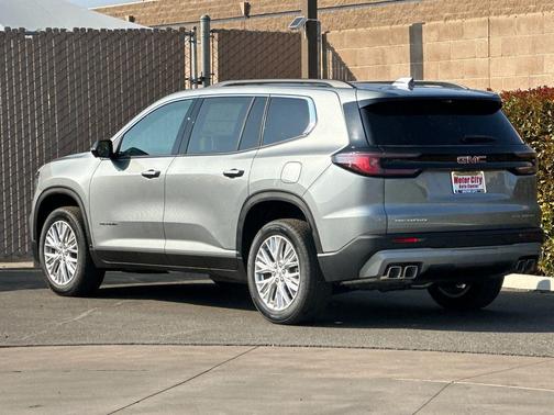 2026 GMC Acadia Elevation FWD