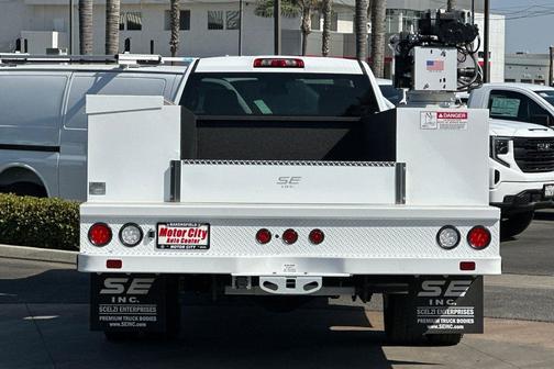 2025 GMC Sierra 3500 Base