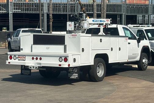 2025 GMC Sierra 3500 Base