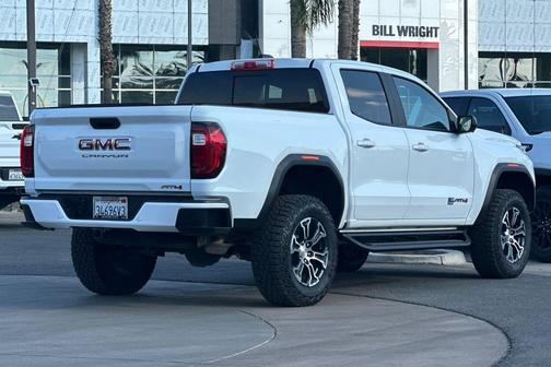 2023 GMC Canyon AT4