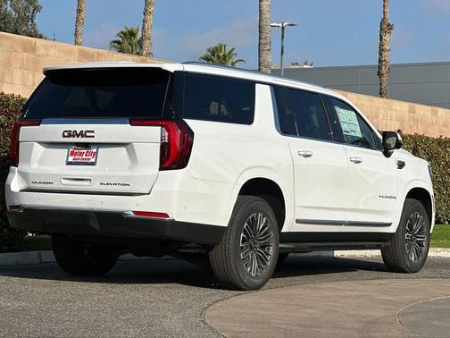 2026 GMC Yukon XL 4WD Elevation