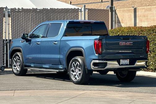 2024 GMC Sierra 1500 SLT