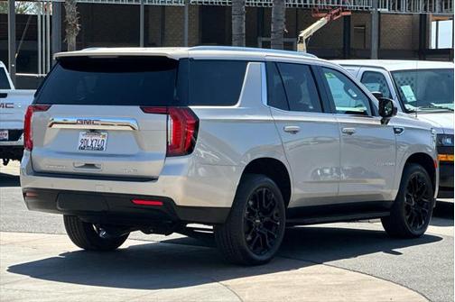 2022 GMC Yukon SLE