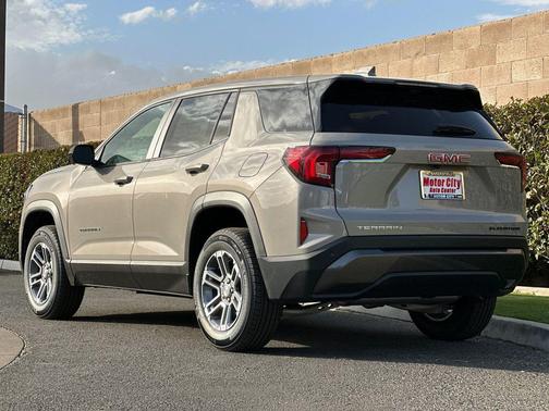 2026 GMC Terrain FWD Elevation