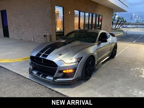 2020 Ford Shelby GT500 Base