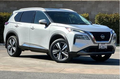 2022 Nissan Rogue SL