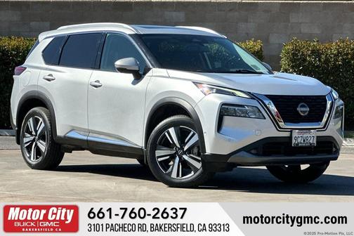 2022 Nissan Rogue SL