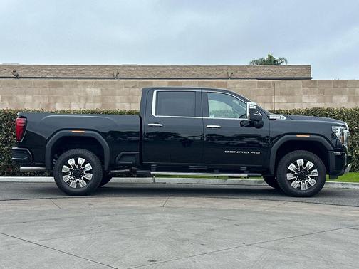 2026 GMC Sierra 2500 Denali