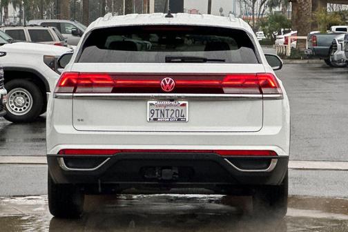 2025 Volkswagen Atlas Cross Sport 2.0T SE w/Technology