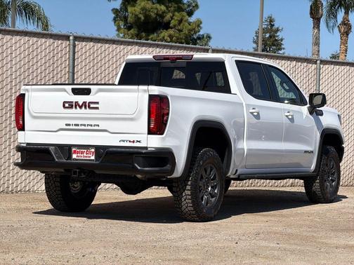 2026 GMC Sierra 1500 AT4X