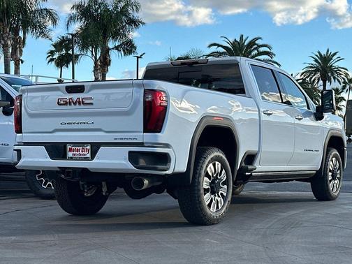 2025 GMC Sierra 2500 Denali