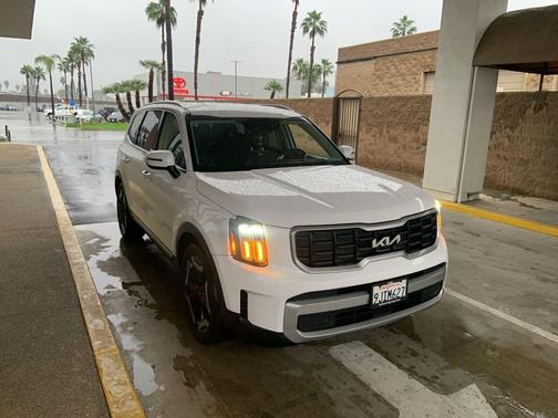 2024 Kia Telluride S