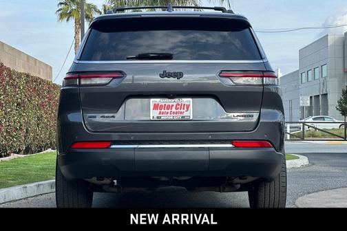 2022 Jeep Grand Cherokee L Laredo