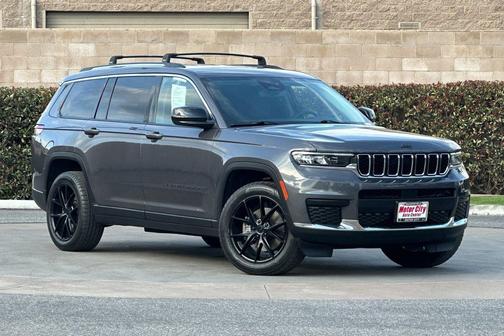 2022 Jeep Grand Cherokee L Laredo