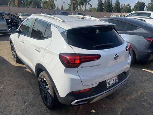 2022 Buick Encore GX Select