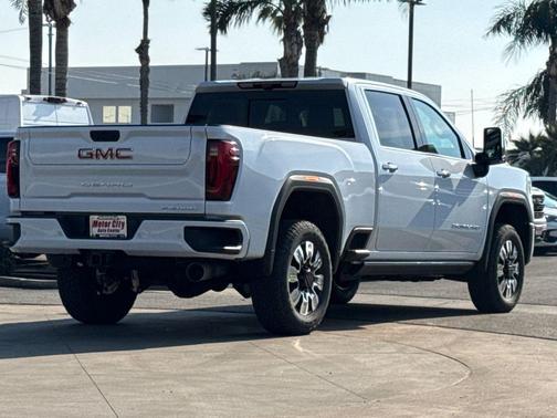 2026 GMC Sierra 2500 Denali