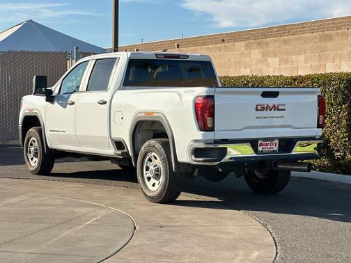 2025 GMC Sierra 2500 Pro