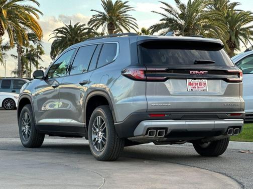 2026 GMC Acadia Elevation FWD