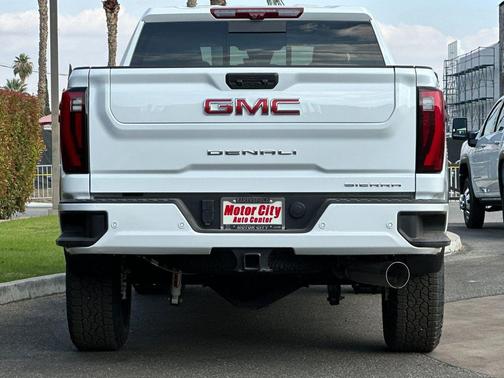 2025 GMC Sierra 2500 Denali