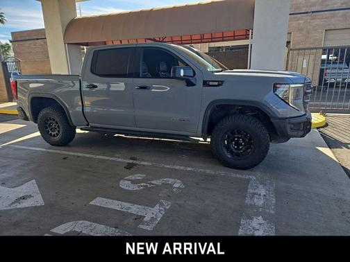 2024 GMC Sierra 1500 AT4X