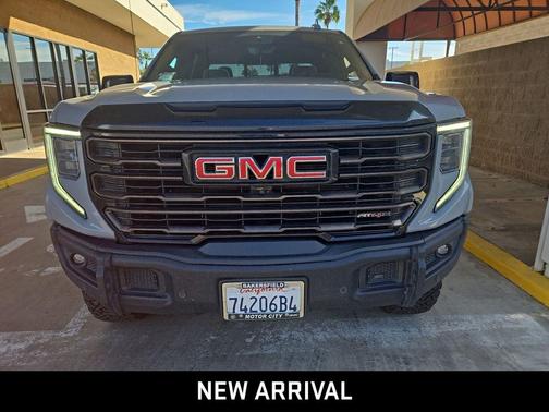 2024 GMC Sierra 1500 AT4X