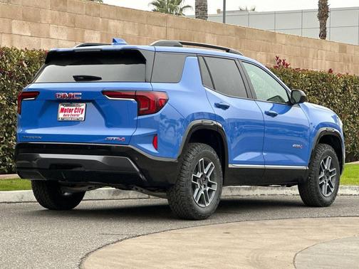 2026 GMC Terrain AWD AT4