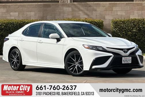 2023 Toyota Camry SE