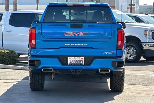 2023 GMC Sierra 1500 AT4