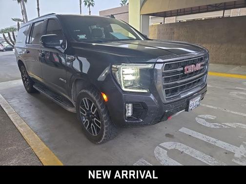 2023 GMC Yukon XL 4WD AT4
