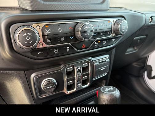 2021 Jeep Wrangler Unlimited Islander 4x4