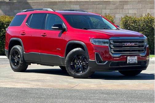 2023 GMC Acadia AWD AT4