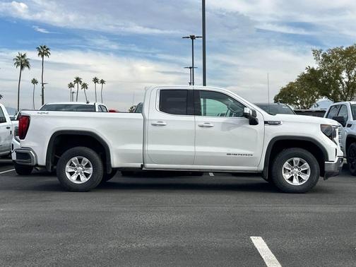 2025 GMC Sierra 1500 SLE
