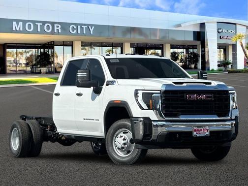 2026 GMC Sierra 3500 Base