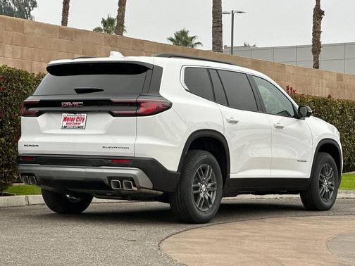 2026 GMC Acadia Elevation FWD
